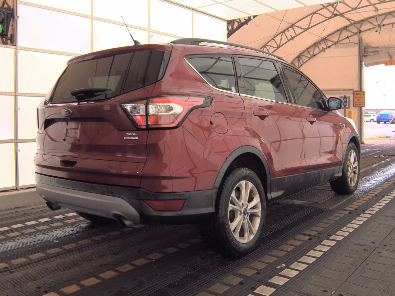FORD ESCAPE - 6
