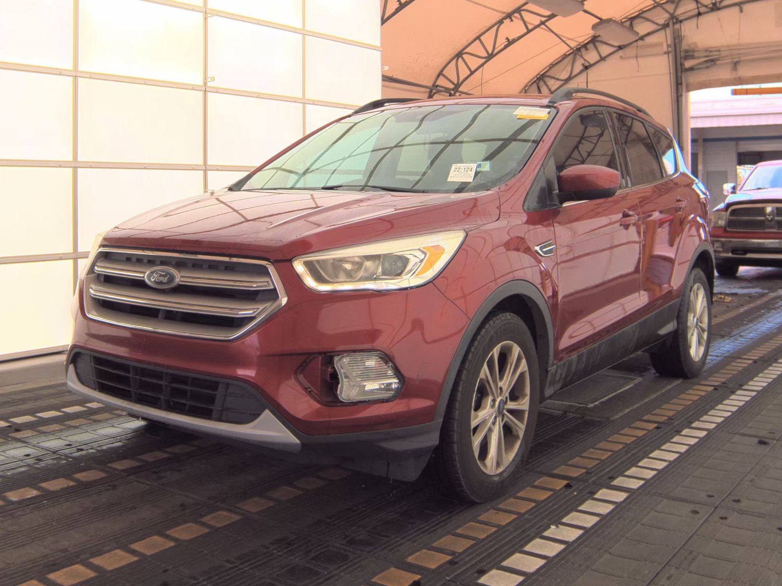 FORD ESCAPE - 1