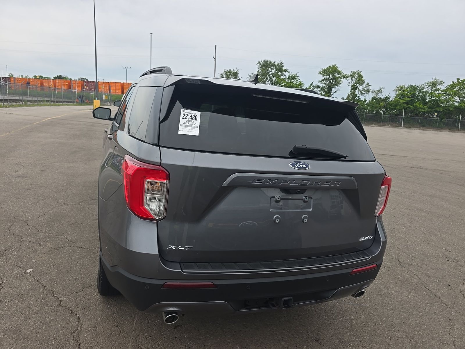 FORD EXPLORER - 6