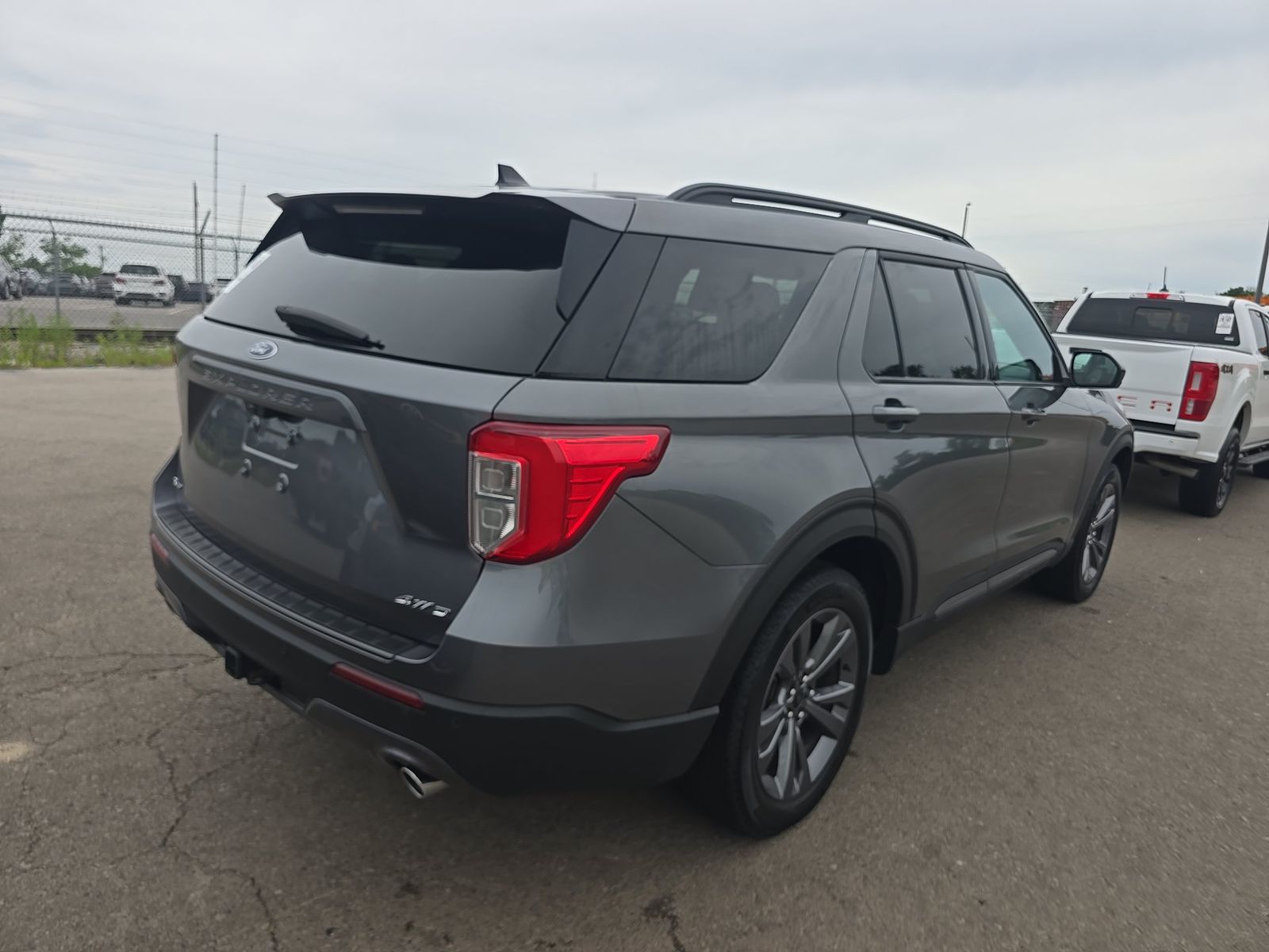 FORD EXPLORER - 5