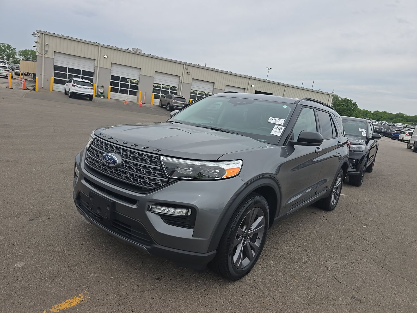 FORD EXPLORER - 1
