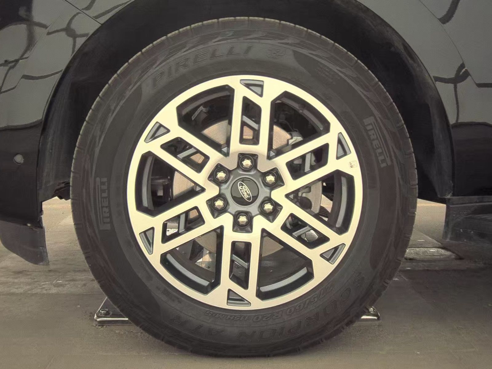 FORD EXPEDITION - 10