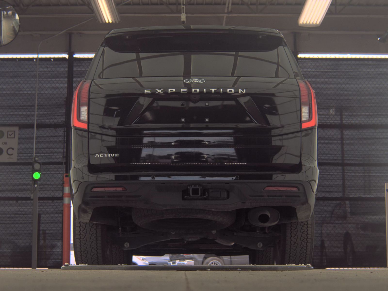 FORD EXPEDITION - 8