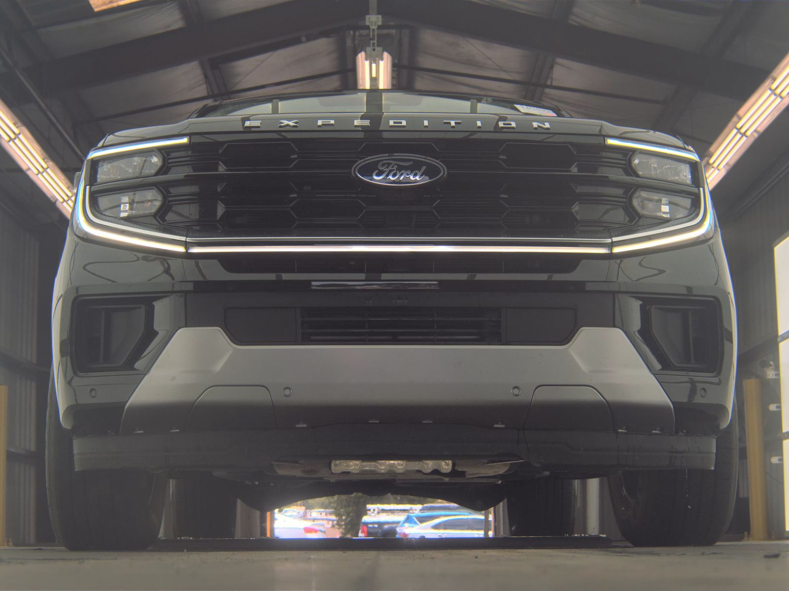 FORD EXPEDITION MAX - 4