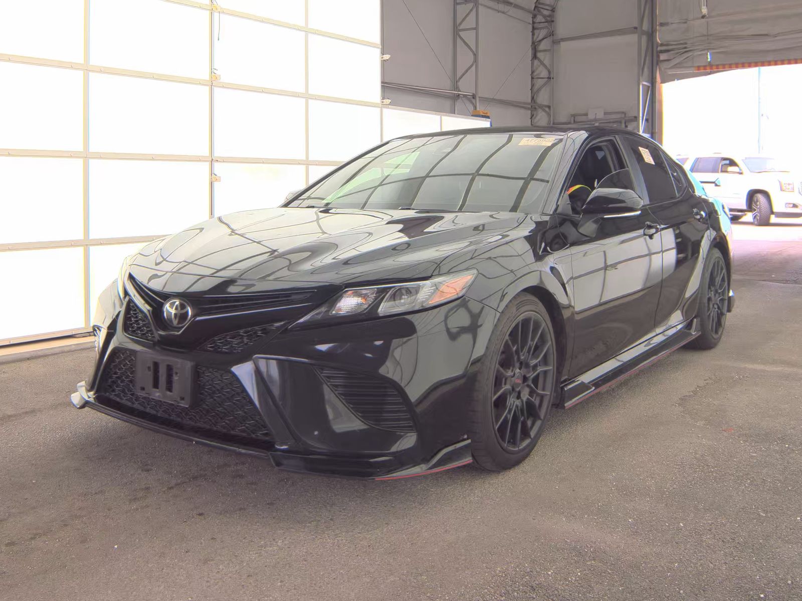 TOYOTA CAMRY - 1