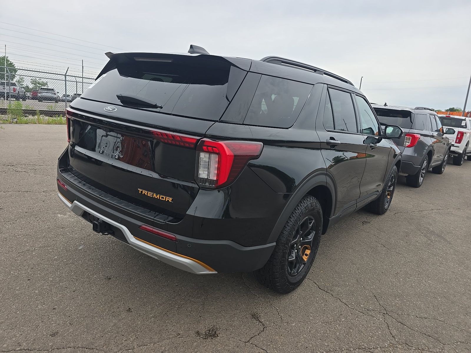 FORD EXPLORER - 5