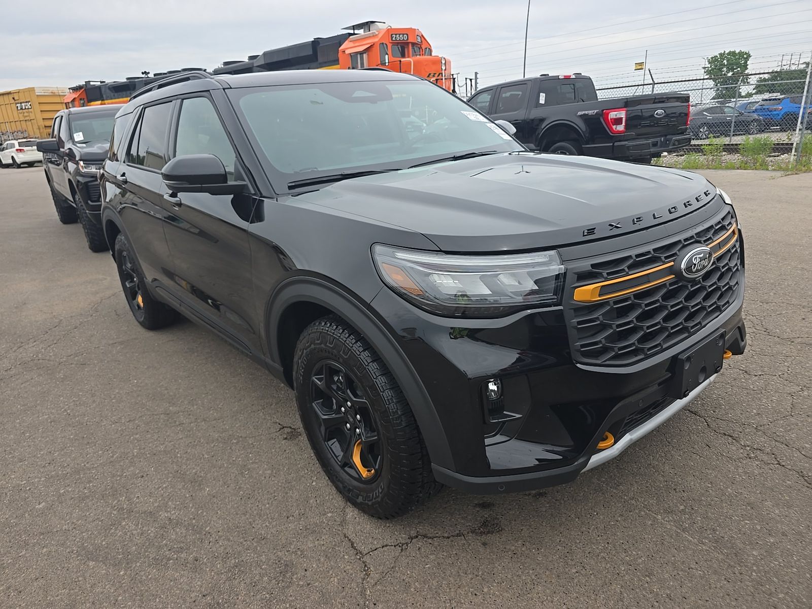 FORD EXPLORER - 4