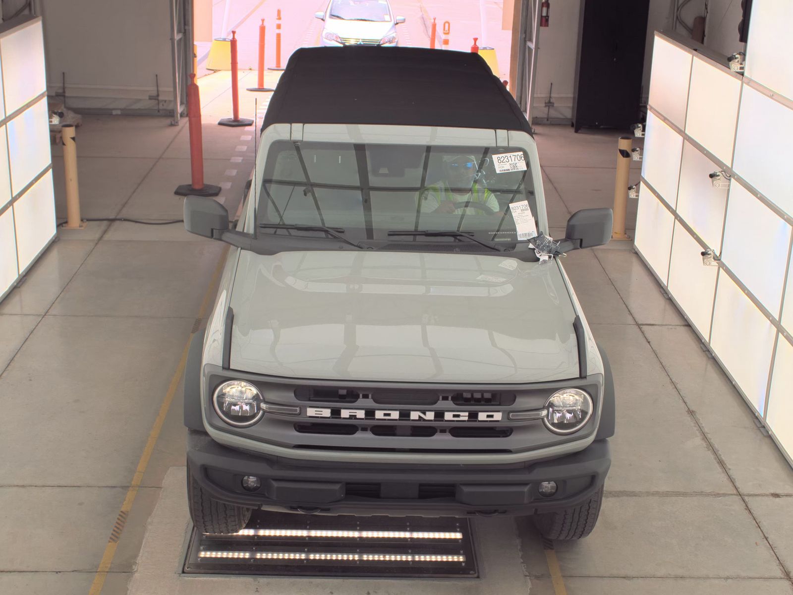 FORD BRONCO - 3