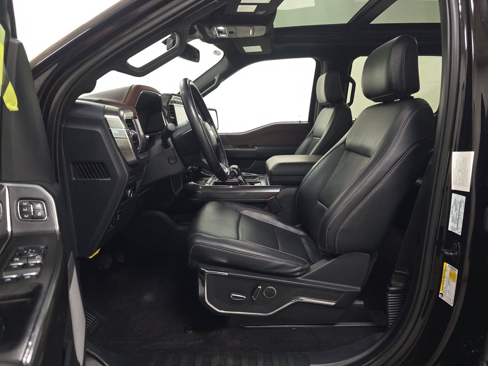 2023 Ford F-150 Lariat AWD