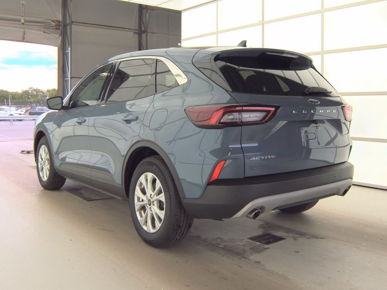 FORD ESCAPE - 9