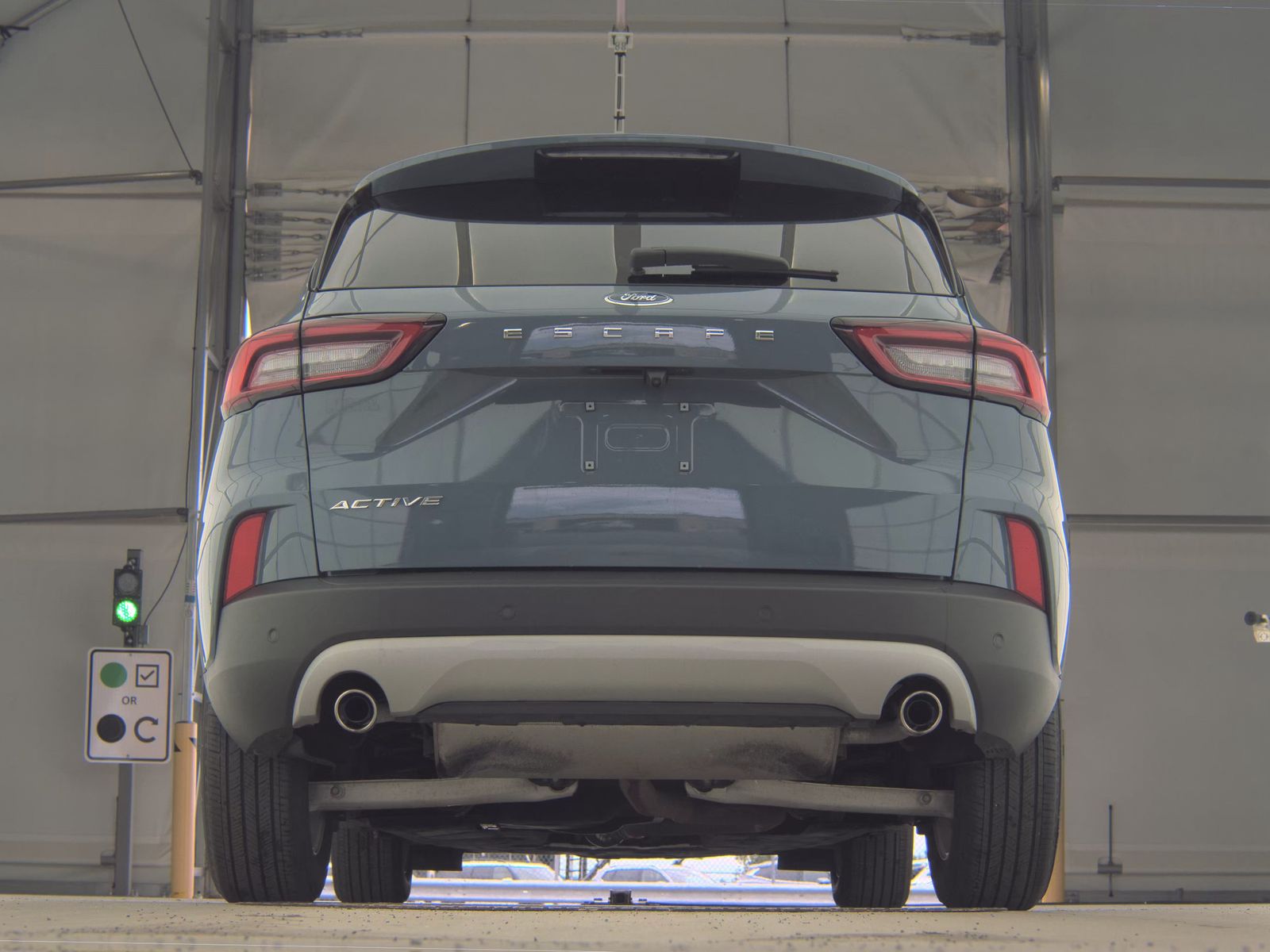 FORD ESCAPE - 8