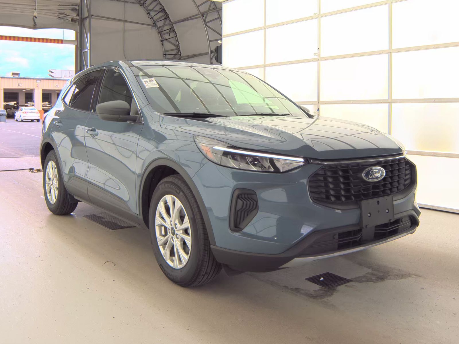 FORD ESCAPE - 5