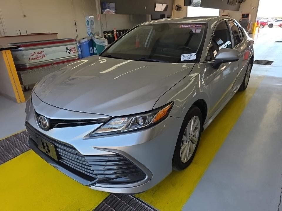 TOYOTA CAMRY - 1