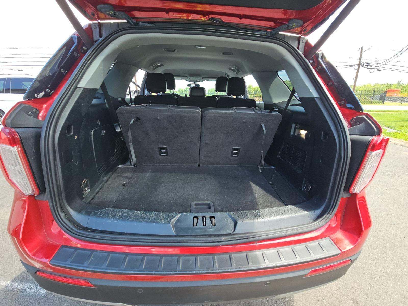FORD EXPLORER - 10