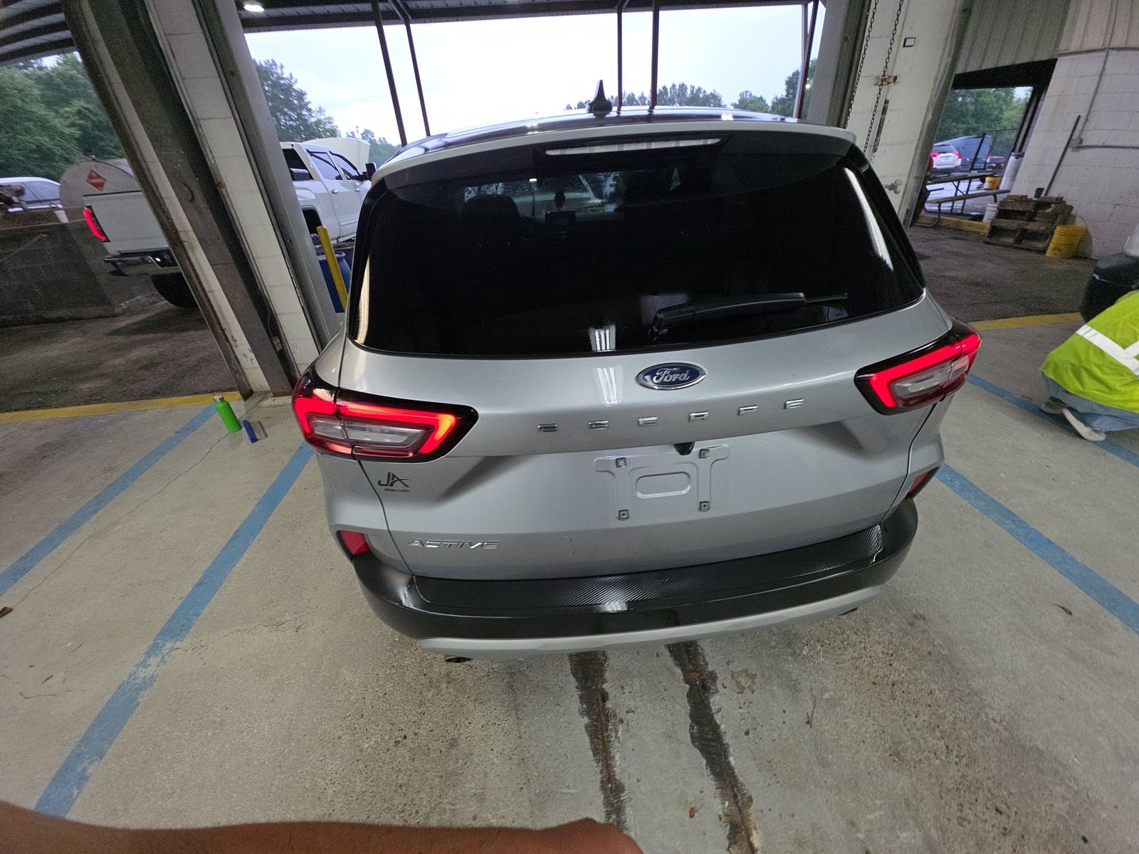 FORD ESCAPE - 6