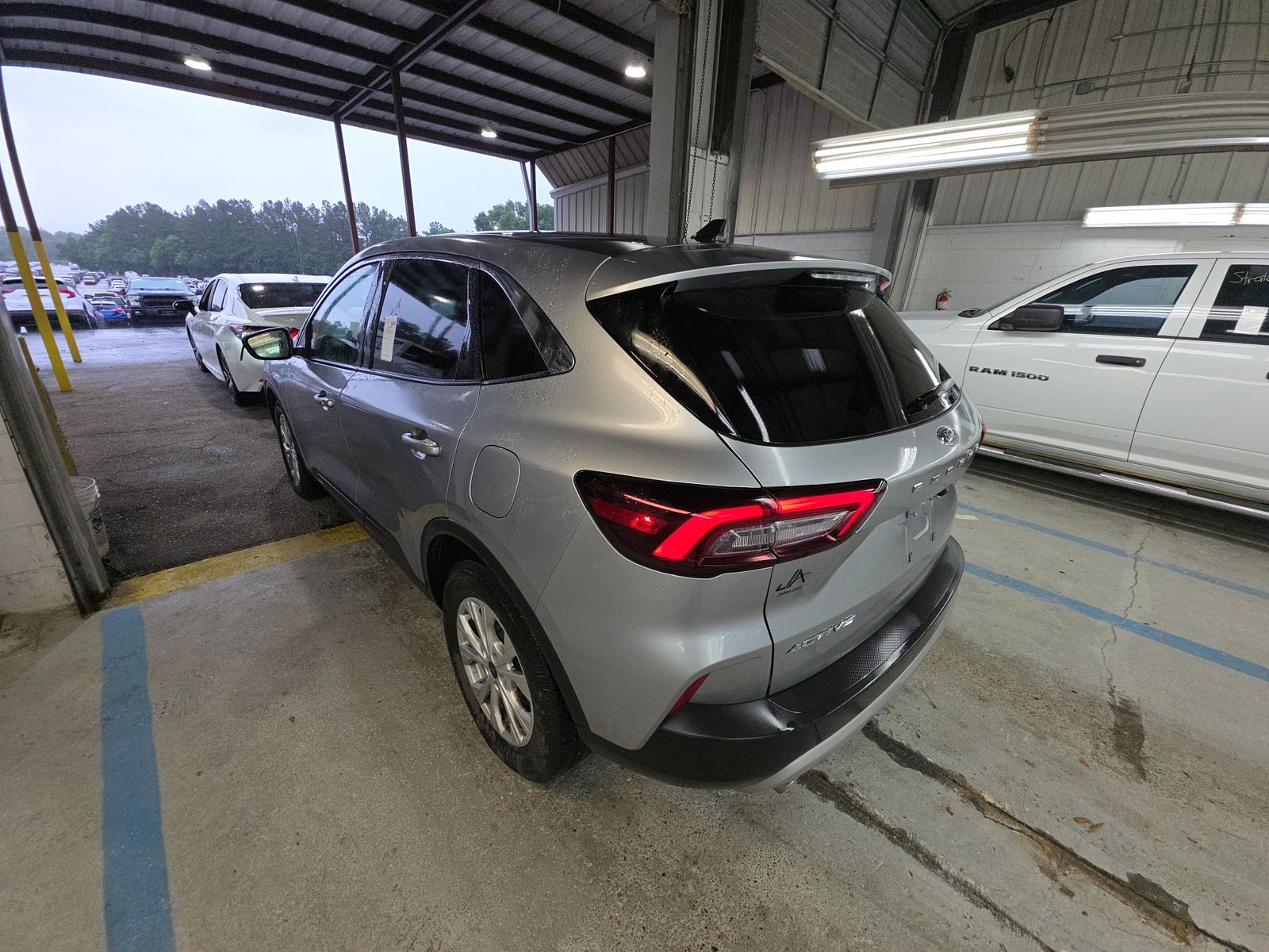 FORD ESCAPE - 7