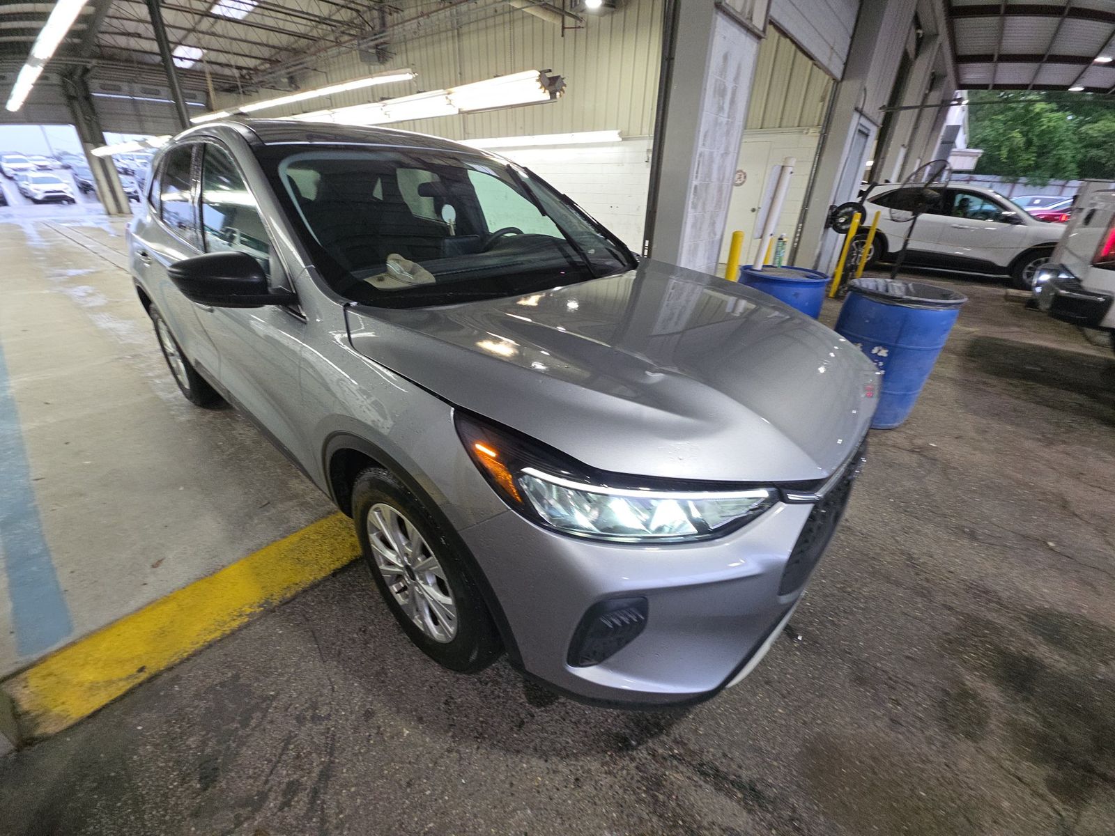 FORD ESCAPE - 4