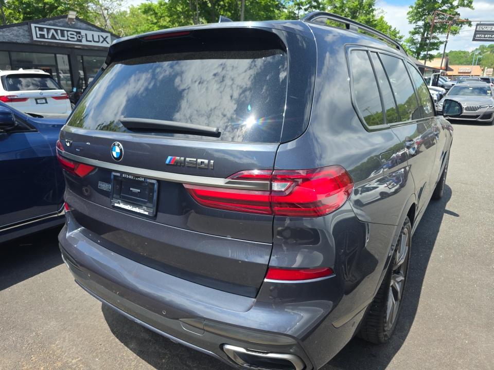 2020 BMW X7 M50i AWD