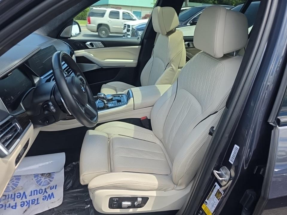 2020 BMW X7 M50i AWD