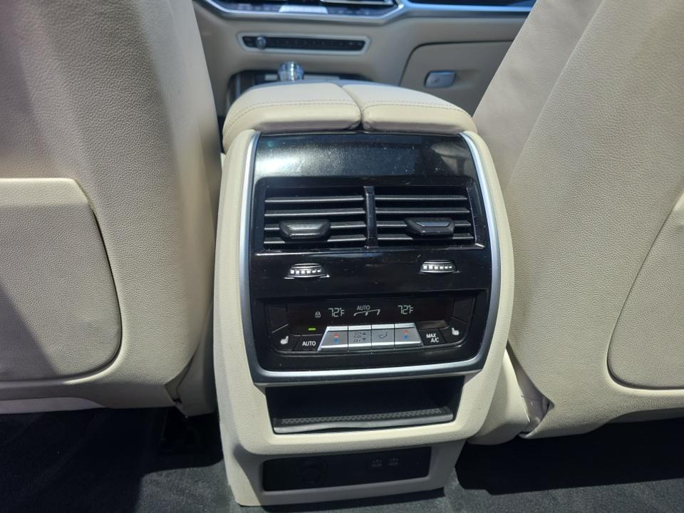 2020 BMW X7 M50i AWD