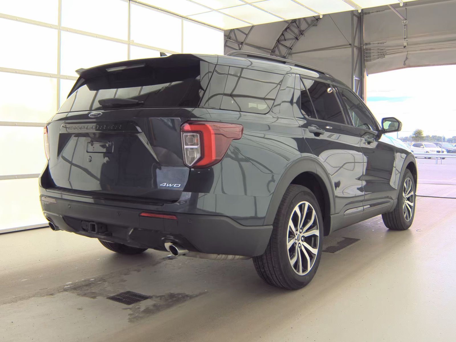 FORD EXPLORER - 6