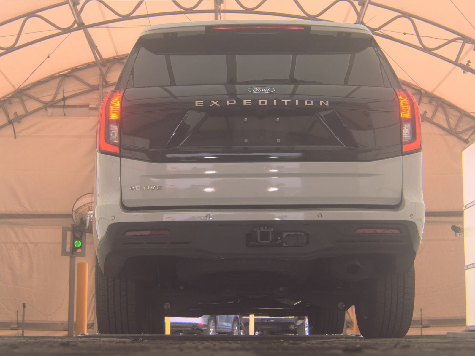 FORD EXPEDITION - 8