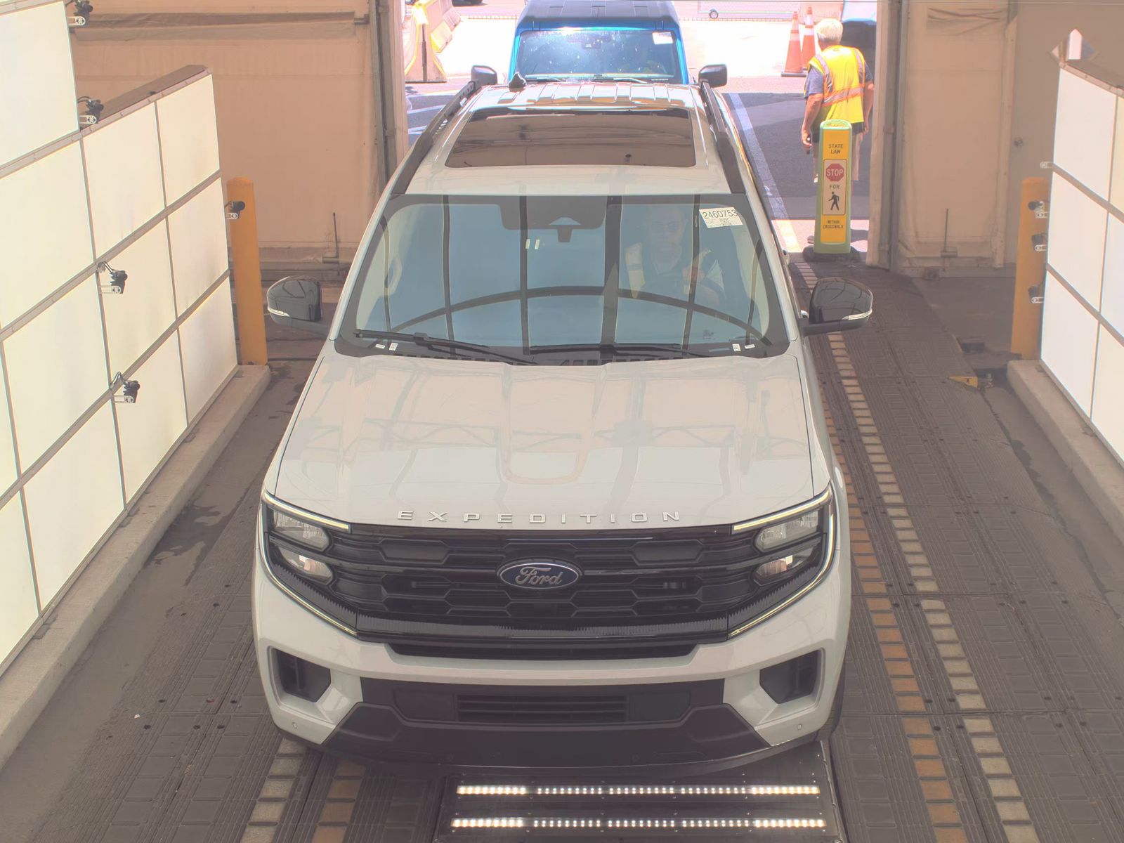 FORD EXPEDITION - 3