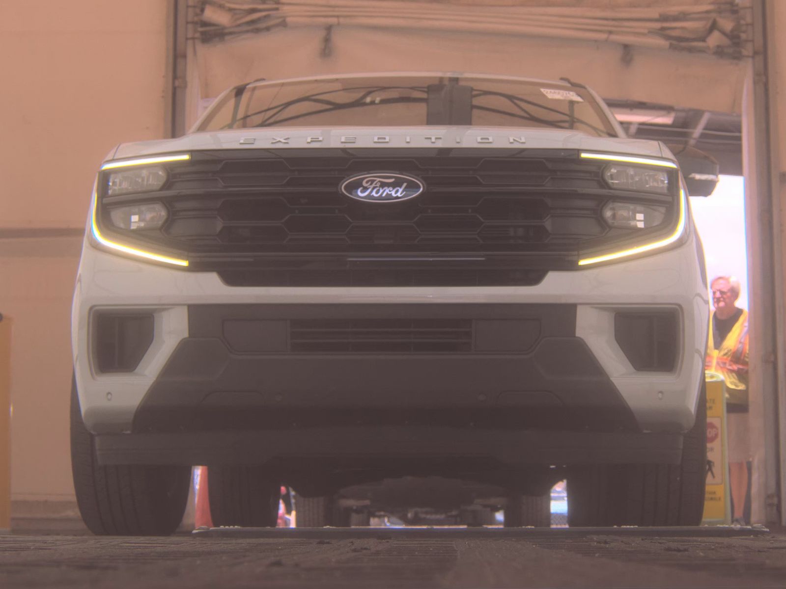 FORD EXPEDITION - 4