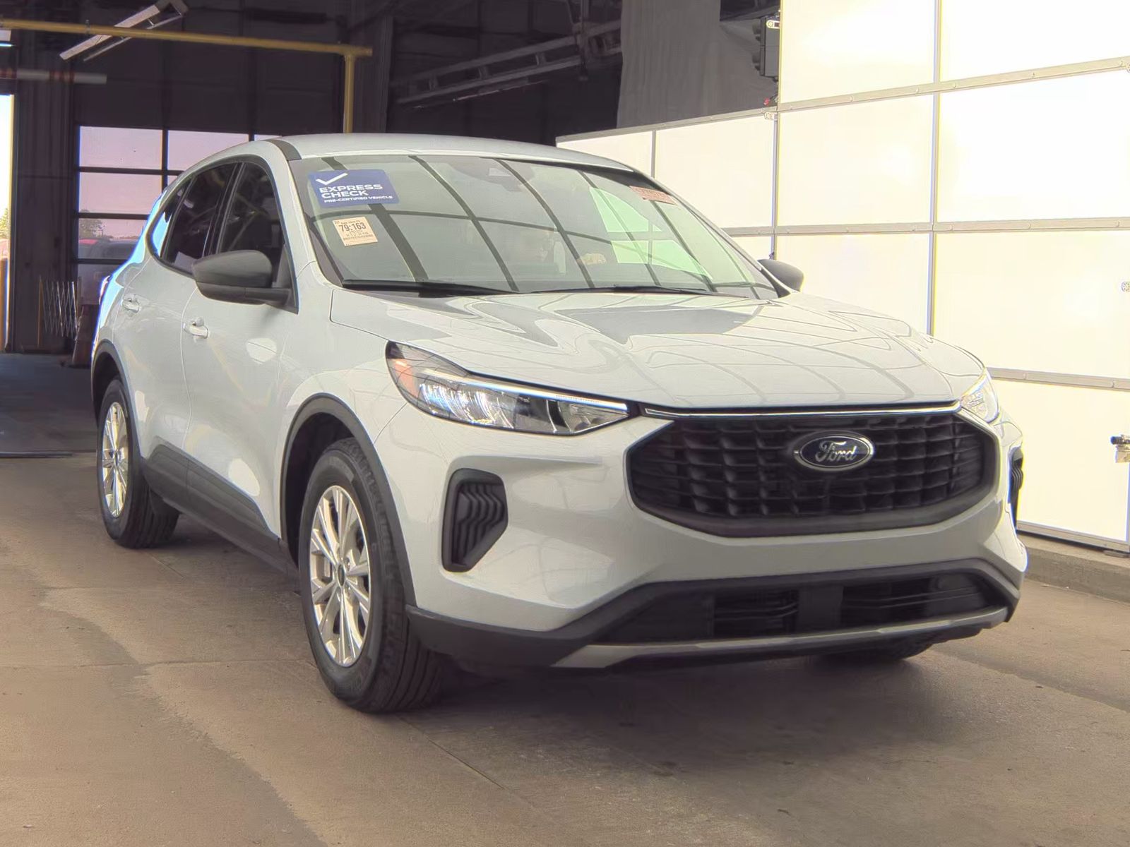 FORD ESCAPE - 5