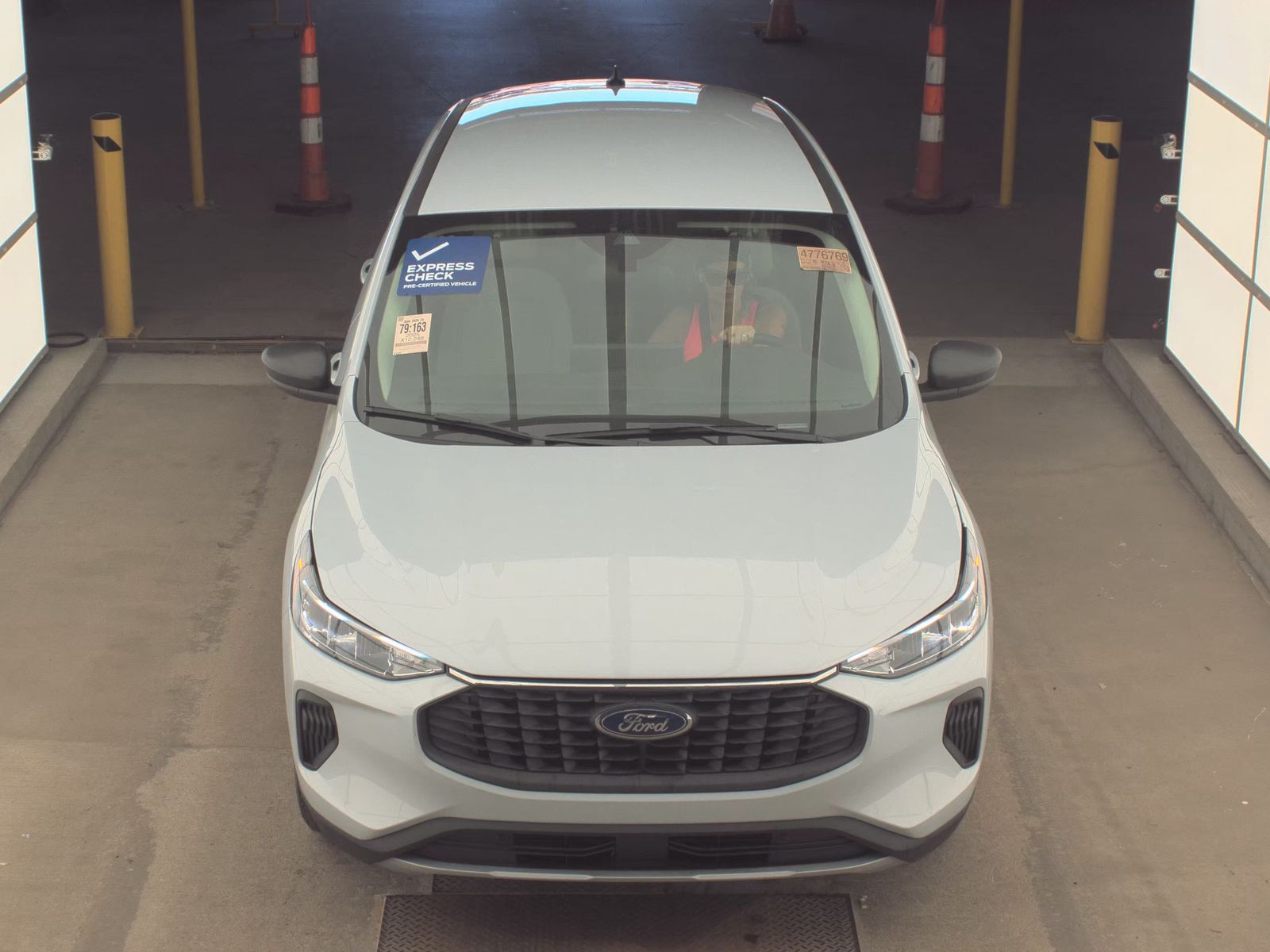 FORD ESCAPE - 3