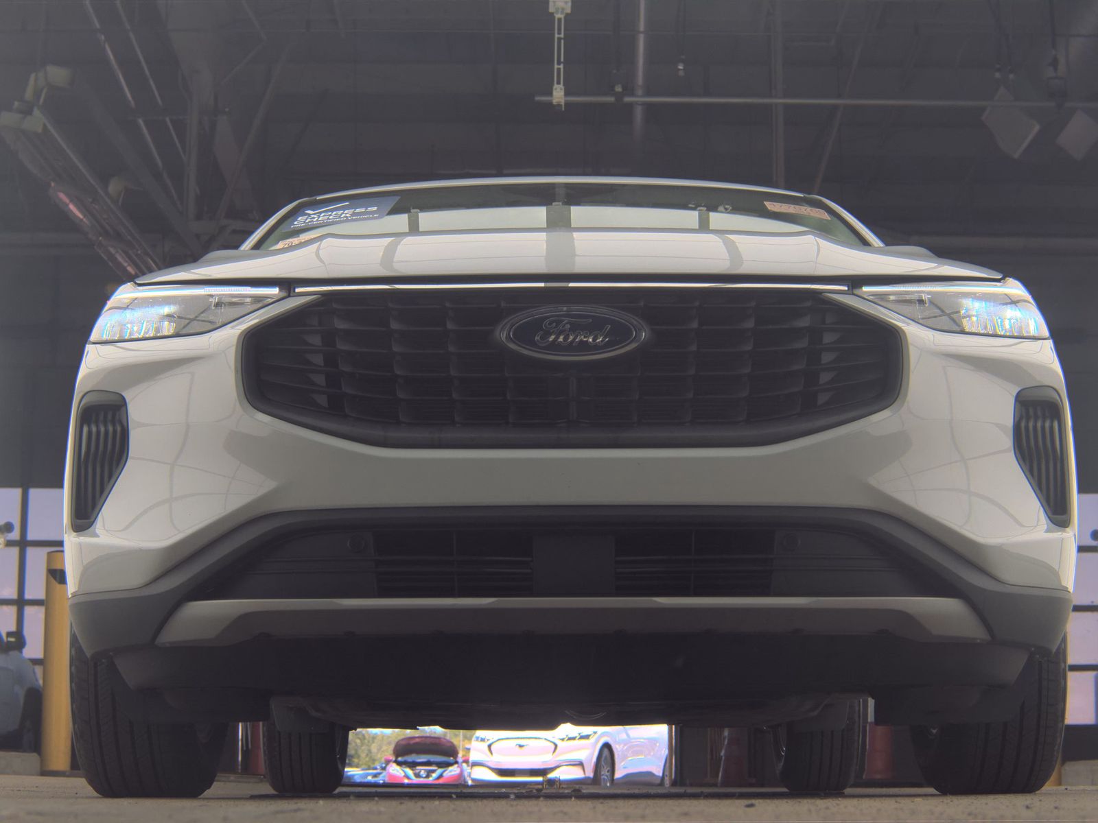 FORD ESCAPE - 4