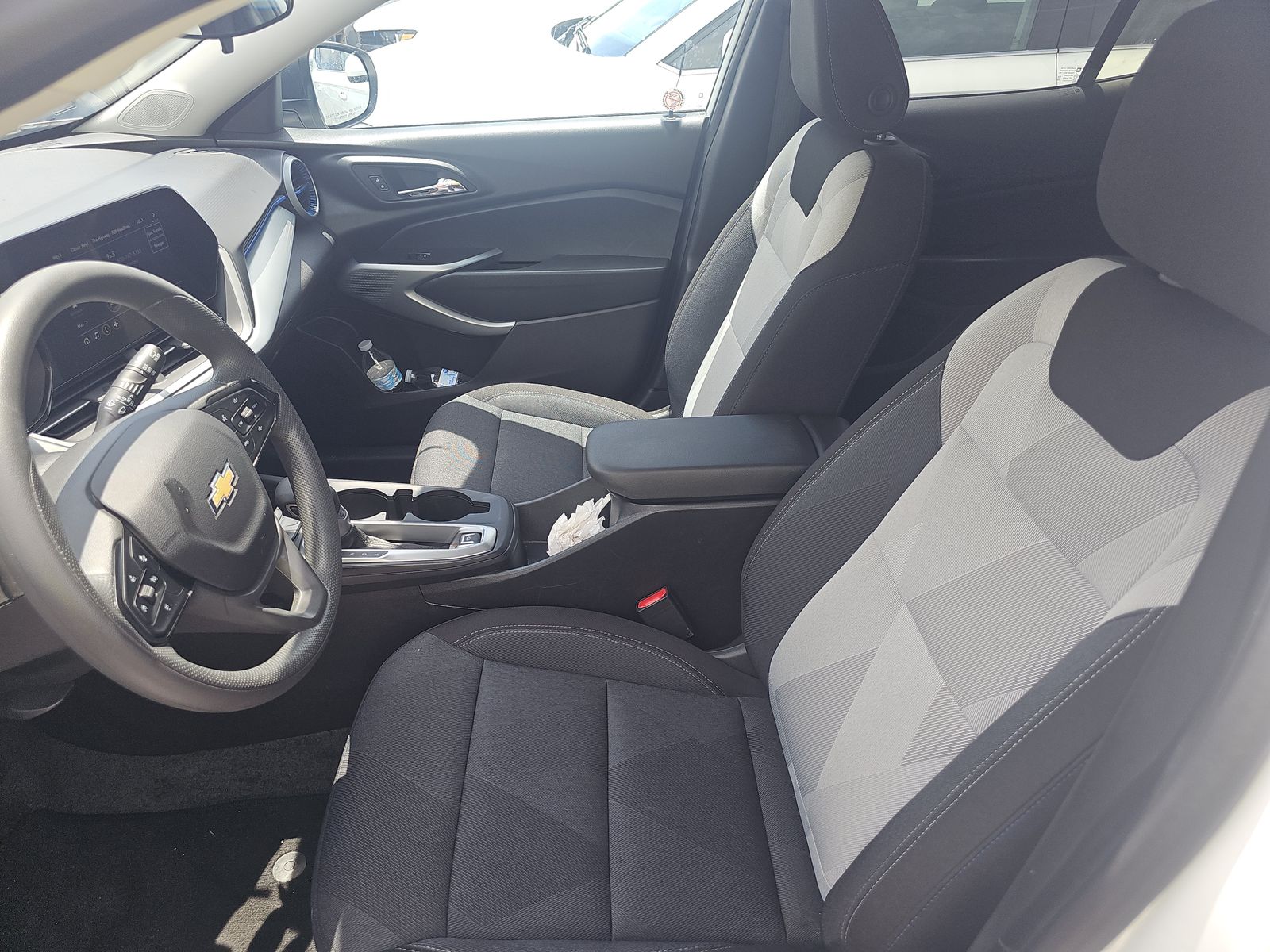 CHEVROLET TRAX - 8