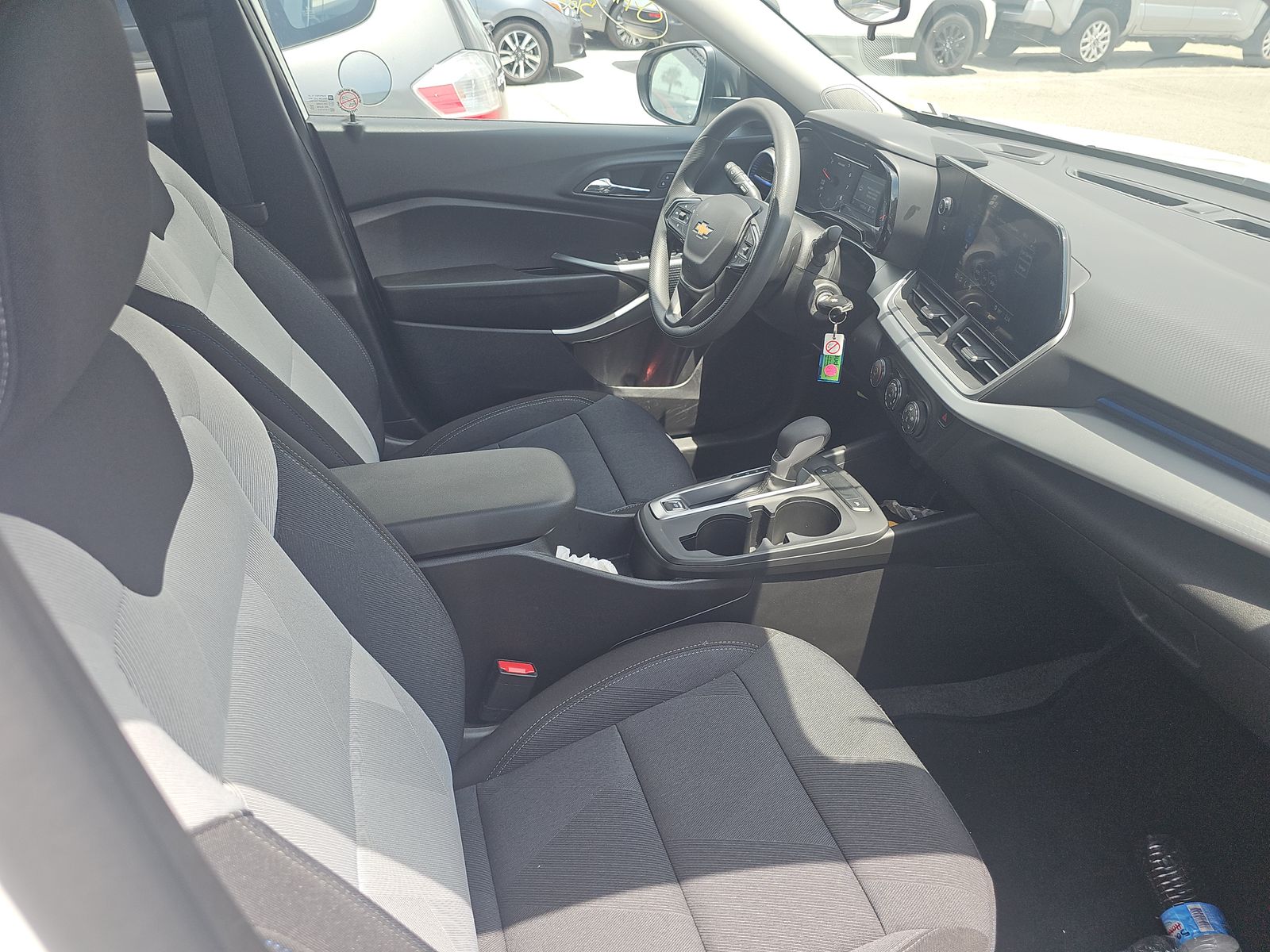 CHEVROLET TRAX - 9