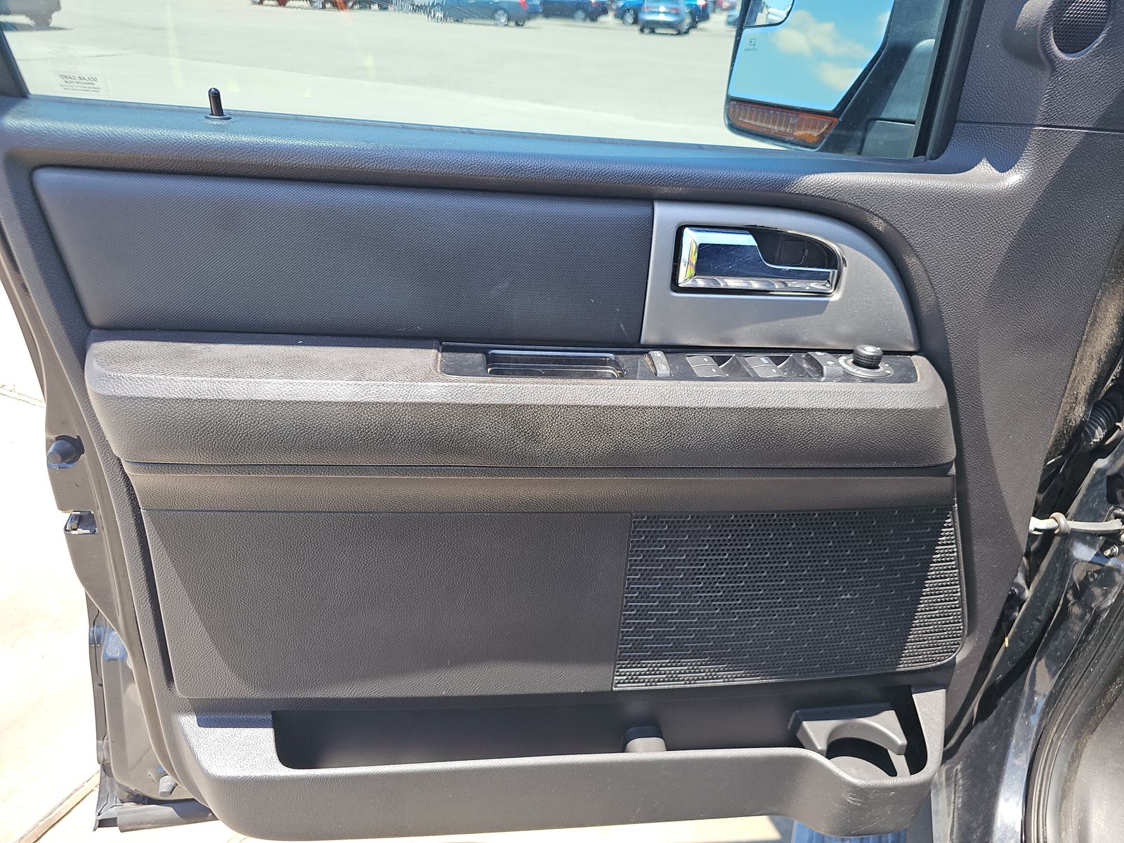 FORD EXPEDITION - 10