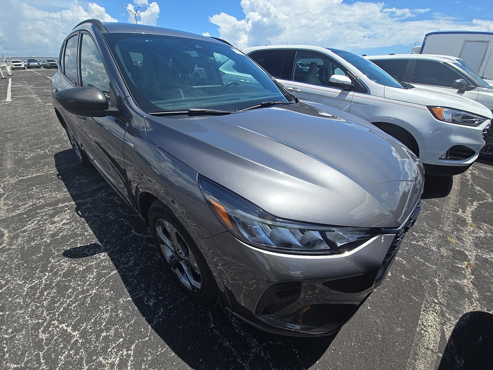 FORD ESCAPE - 4