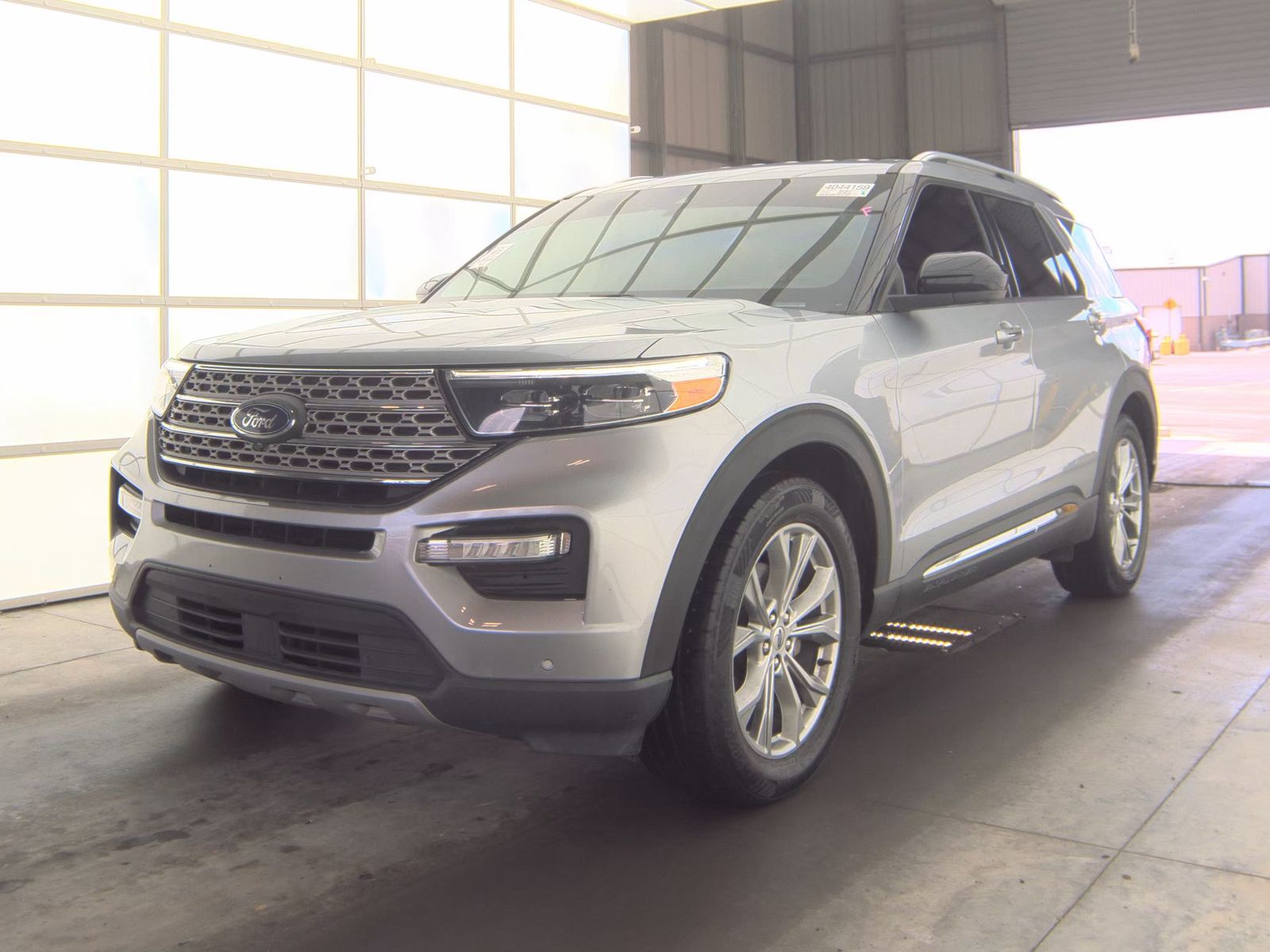 FORD EXPLORER - 1