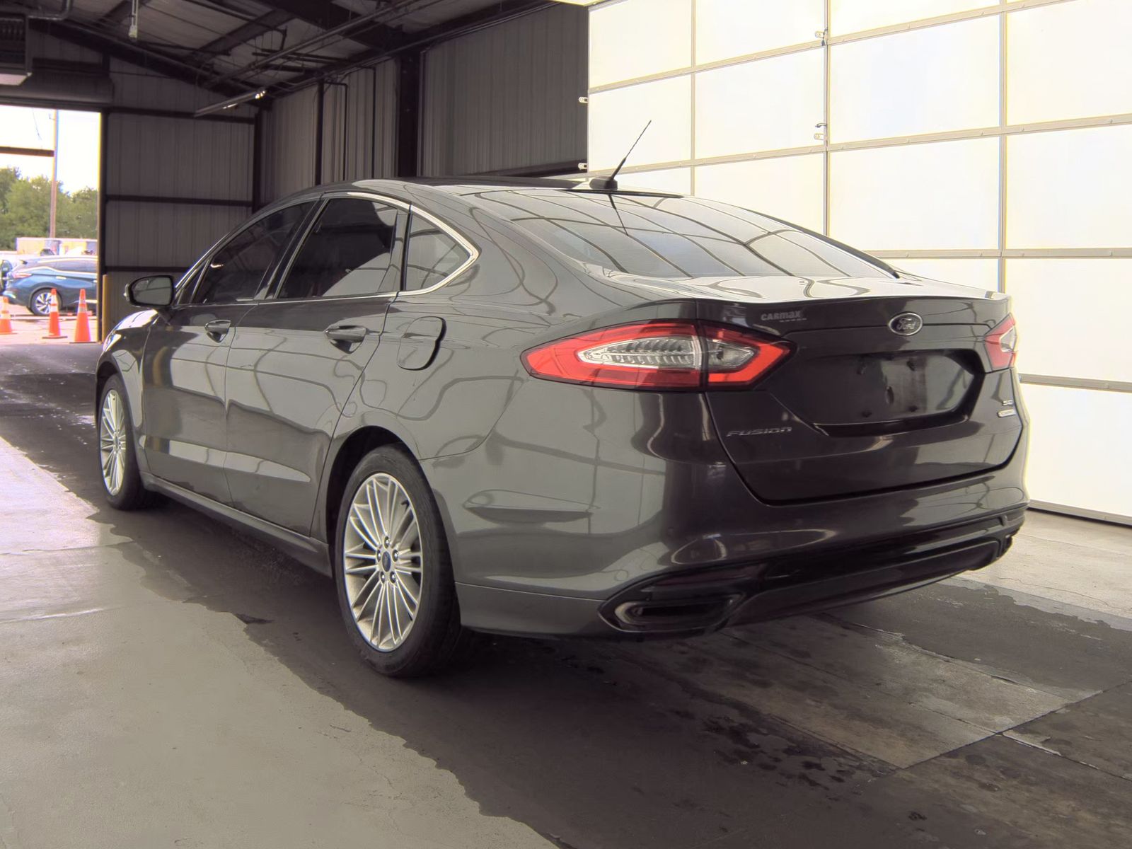 FORD FUSION - 9