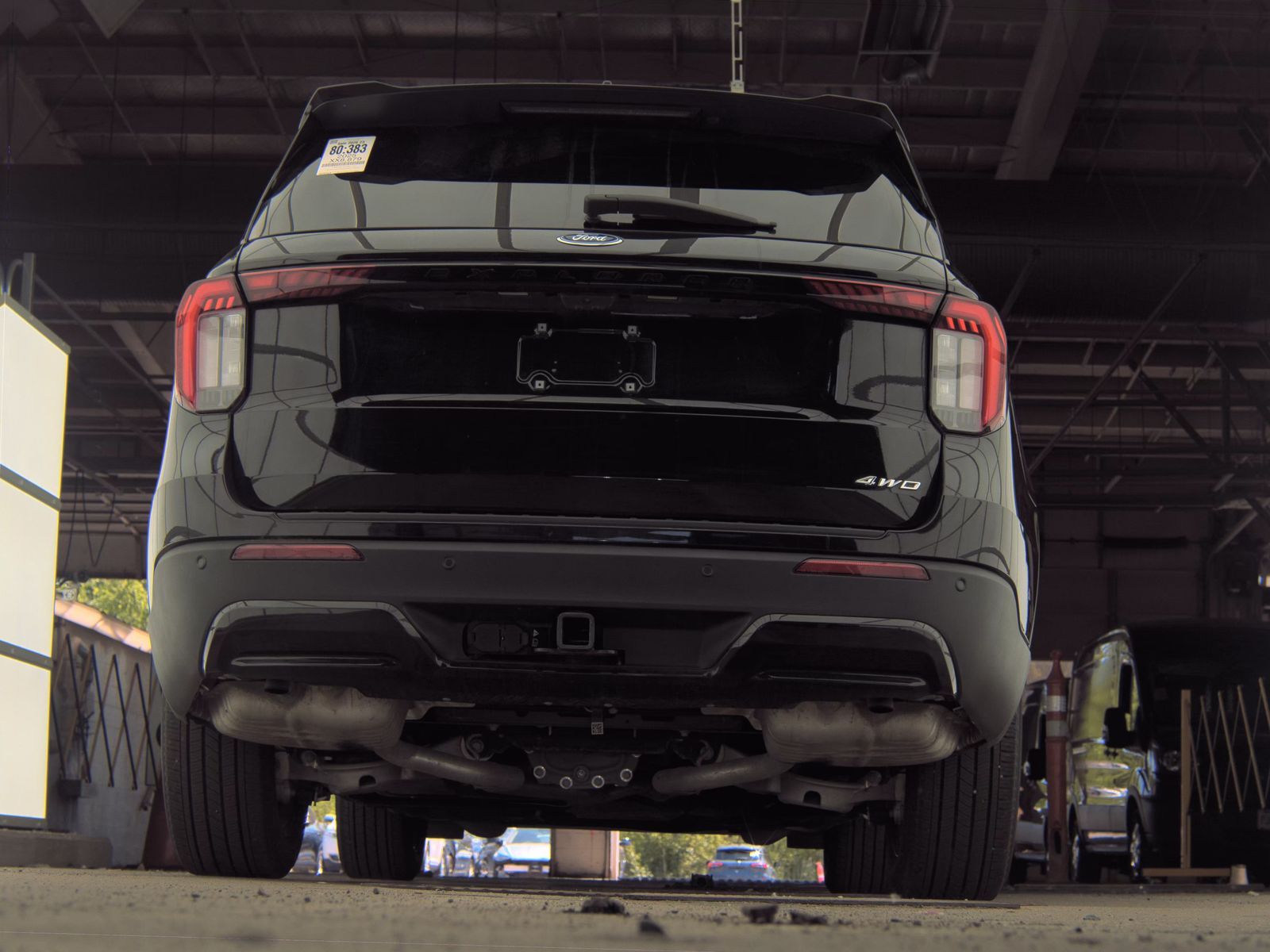 FORD EXPLORER - 8