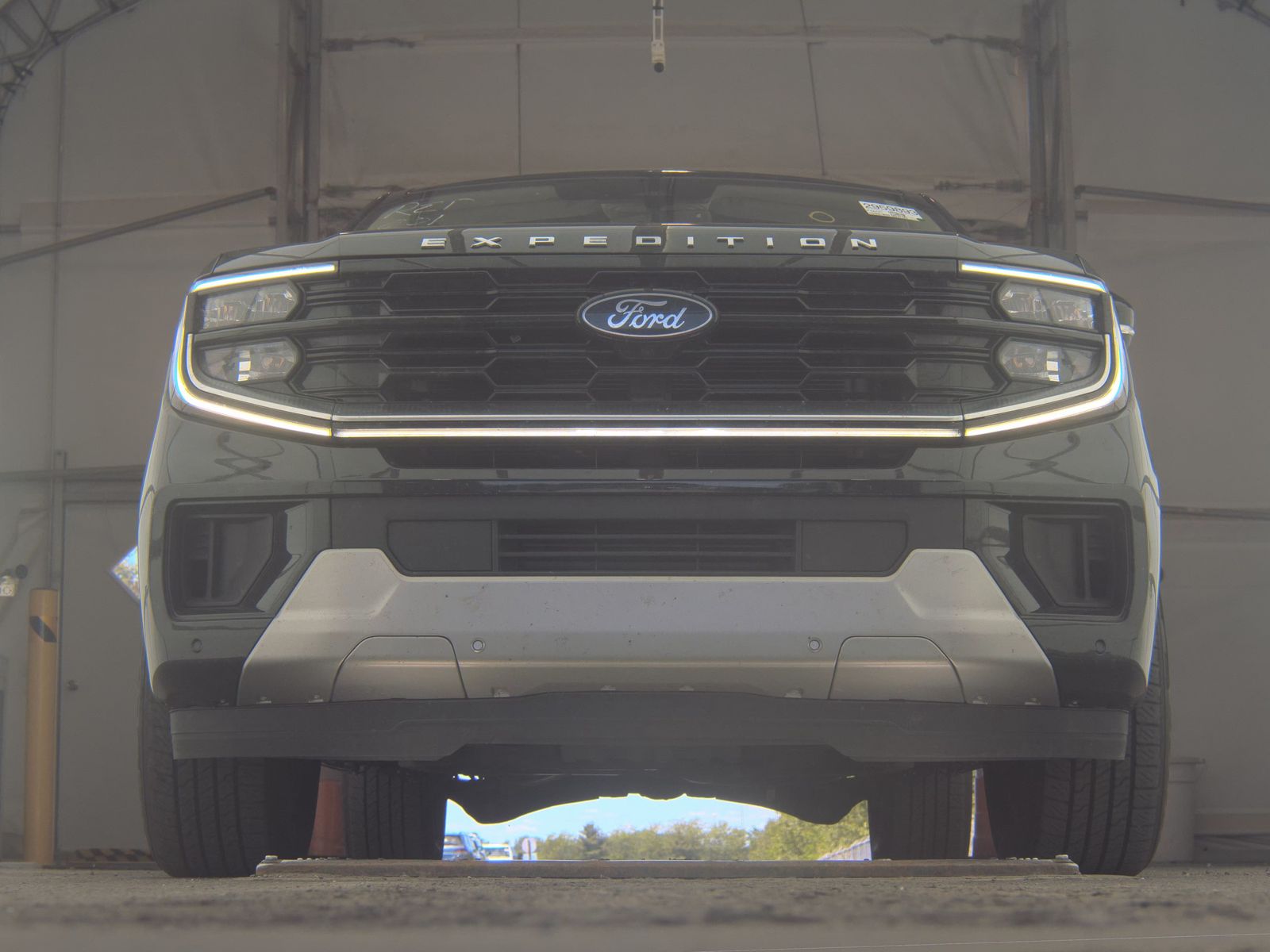 FORD EXPEDITION MAX - 4