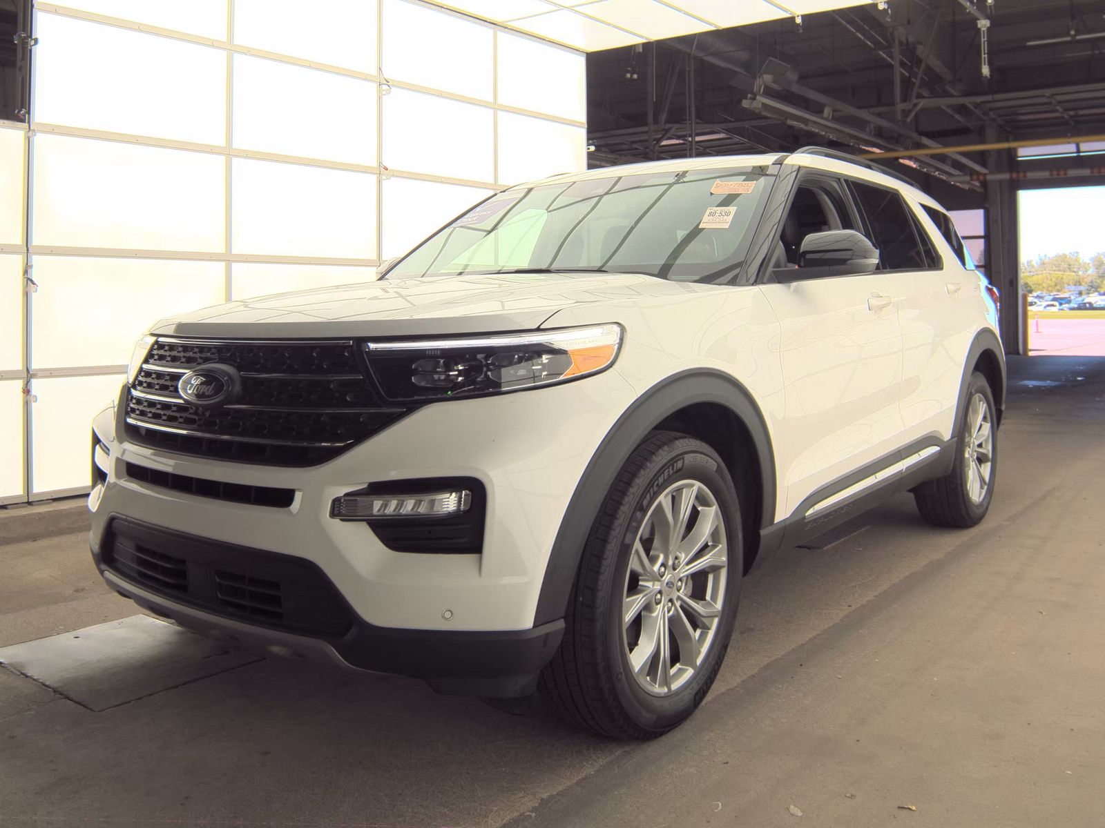 FORD EXPLORER - 1