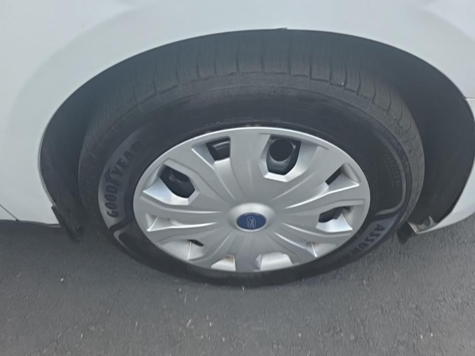 FORD TRANSIT CONNECT - 10