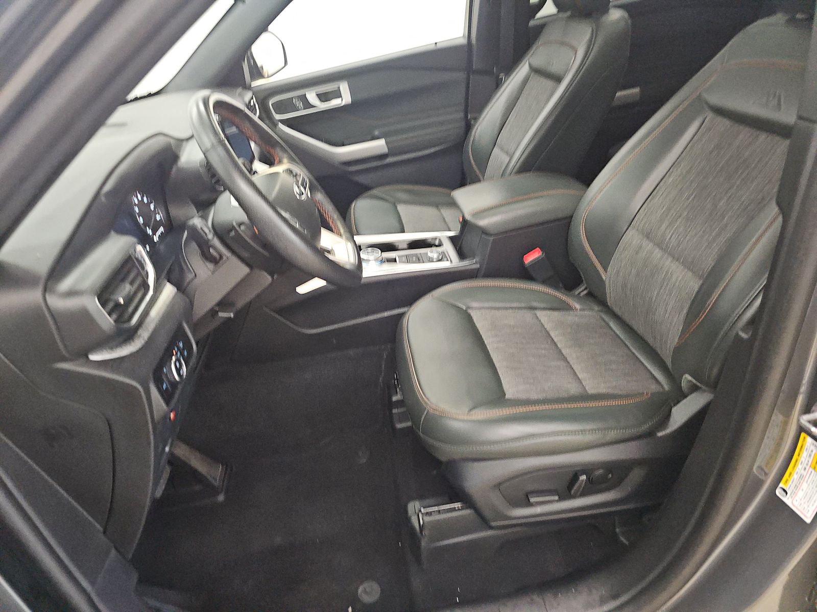 FORD EXPLORER - 8