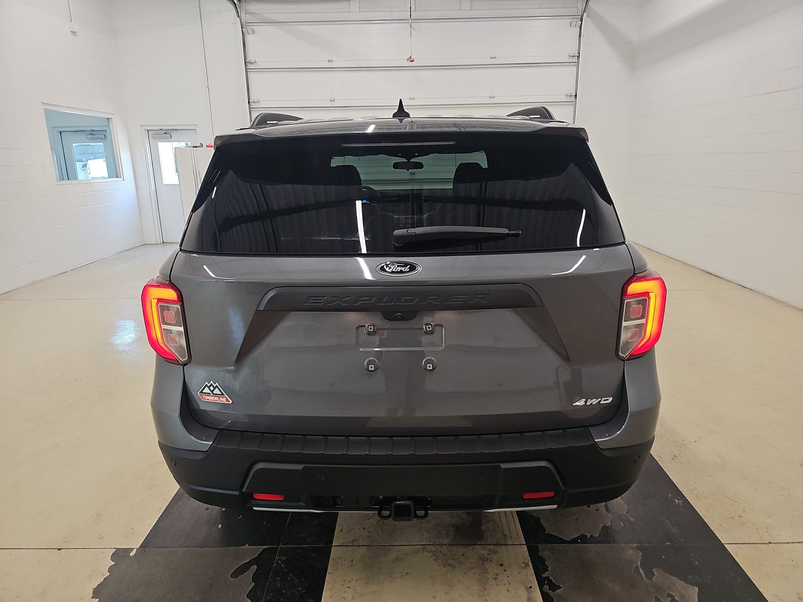 FORD EXPLORER - 6
