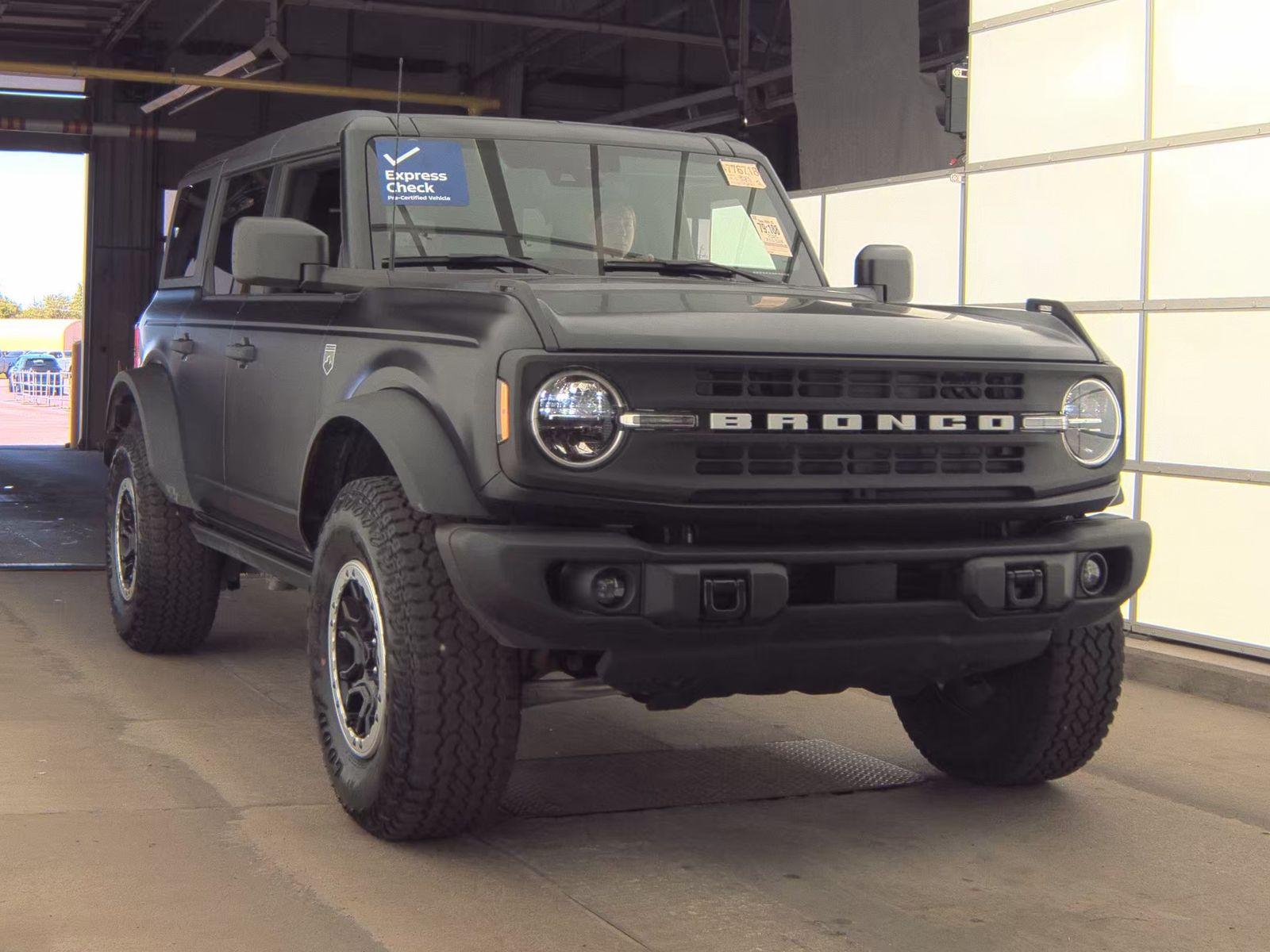FORD BRONCO - 5