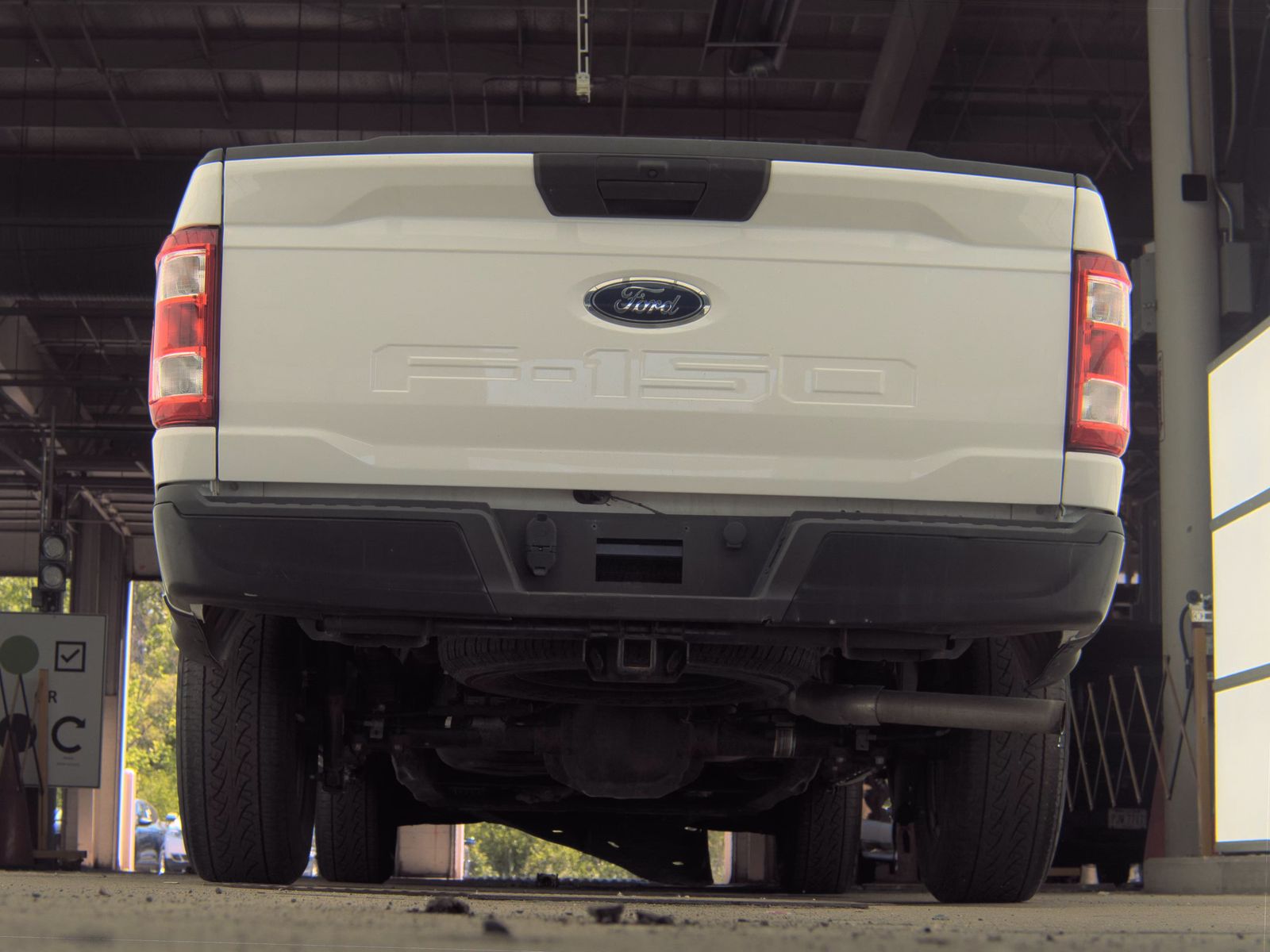 FORD F-150 - 8