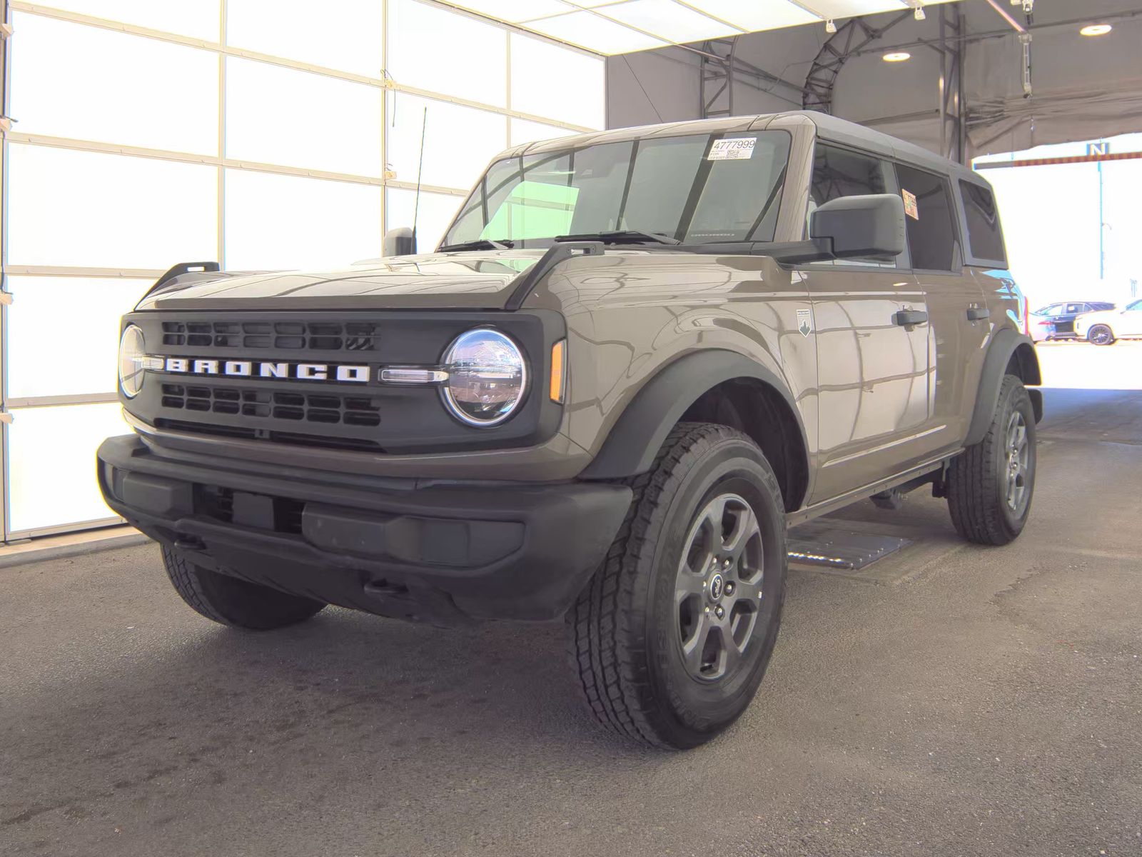 FORD BRONCO - 1