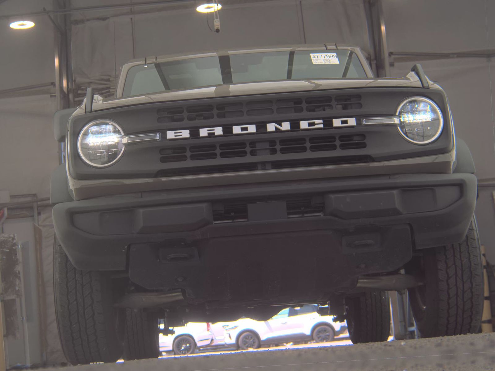 FORD BRONCO - 4