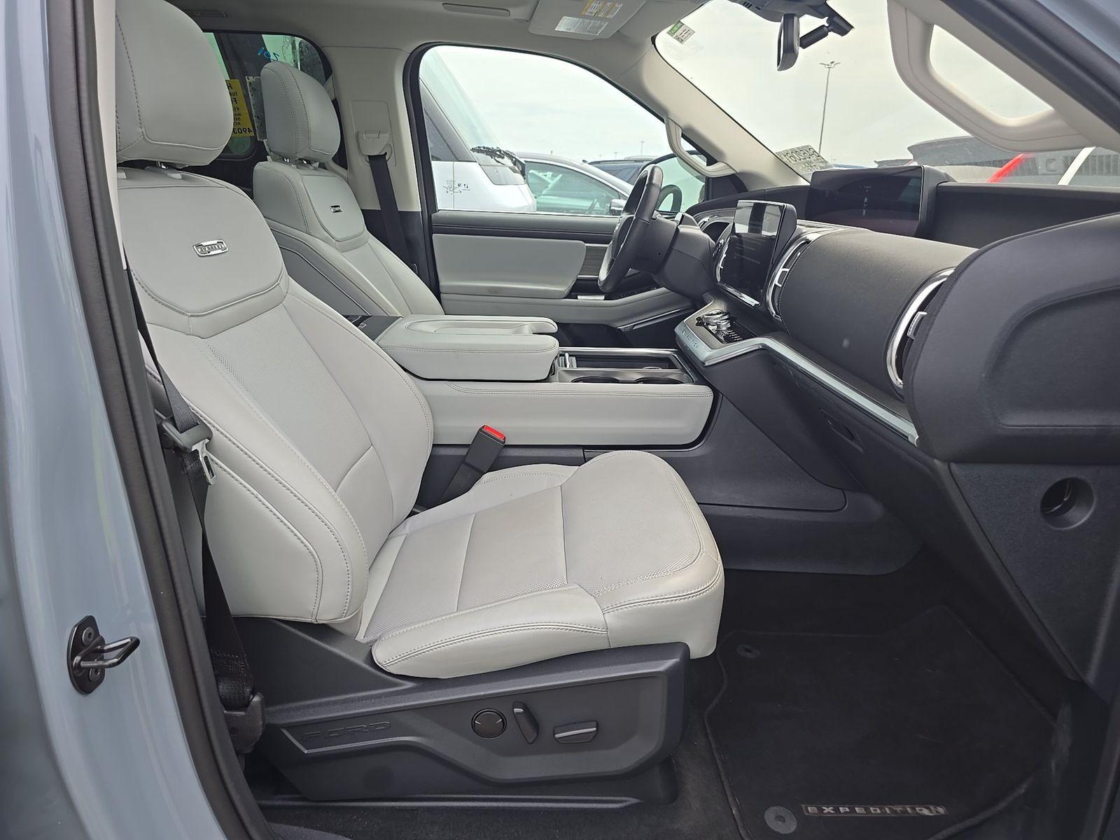 FORD EXPEDITION MAX - 9
