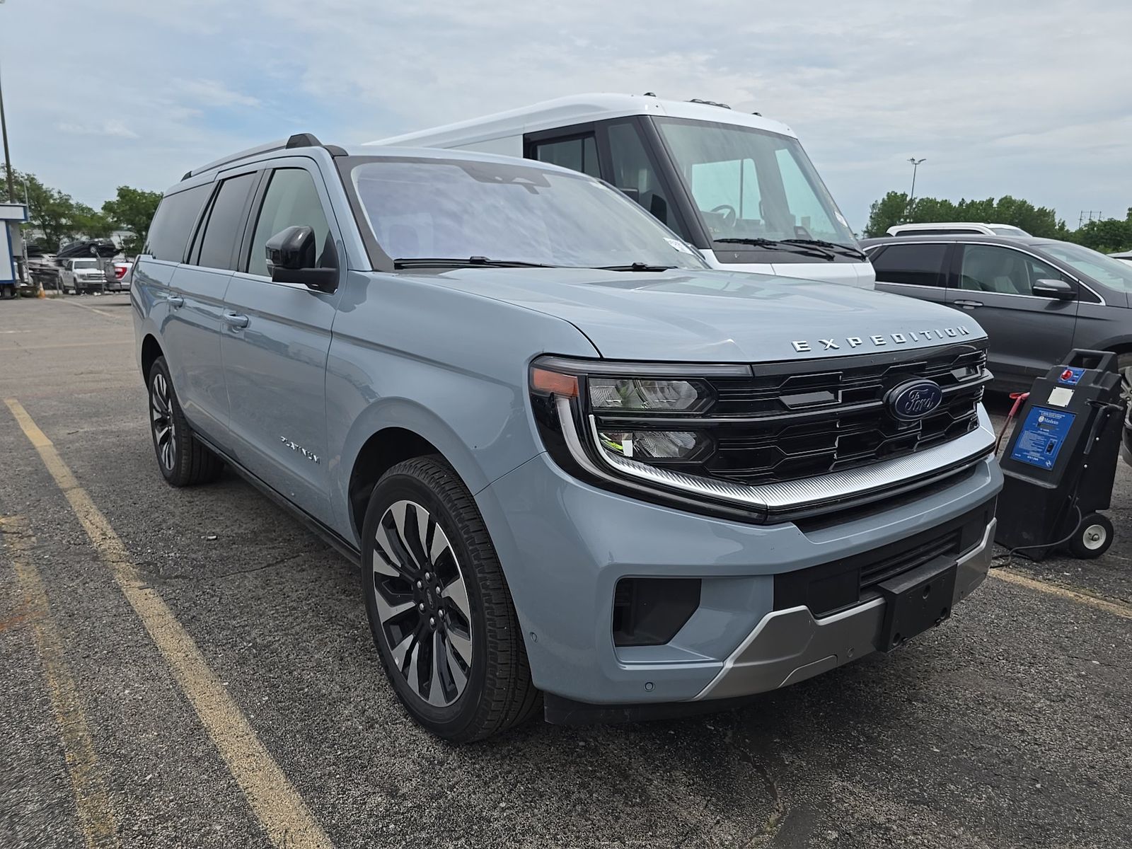 FORD EXPEDITION MAX - 4