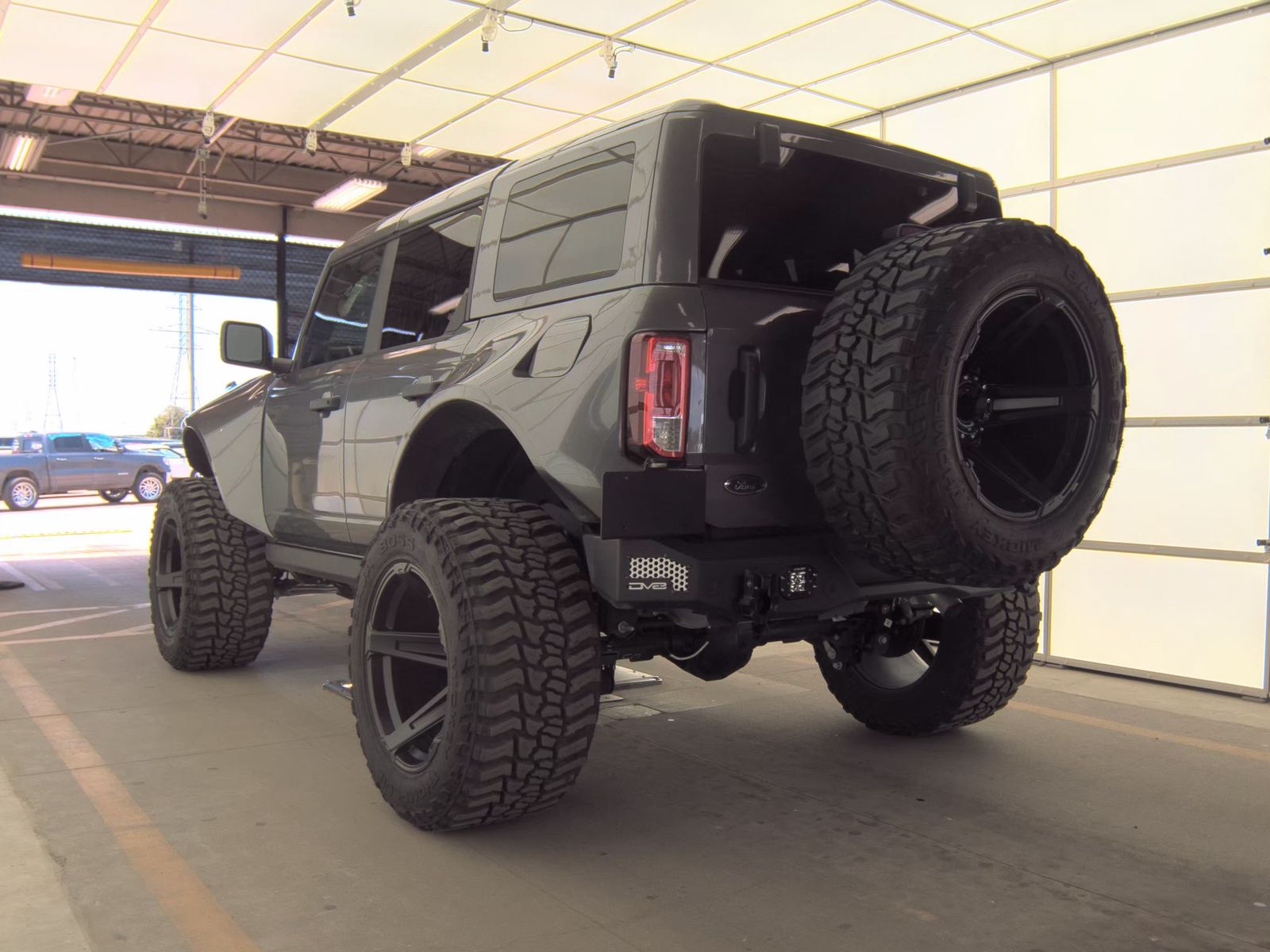 FORD BRONCO - 9